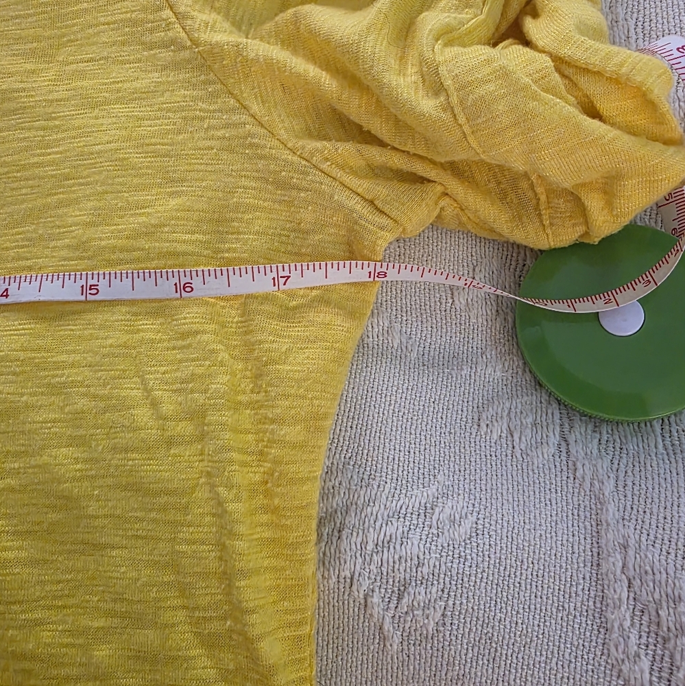 Disney Pinocchio Costume Outfit - Yellow, Red, Blue, Black - Picture 15 of 16